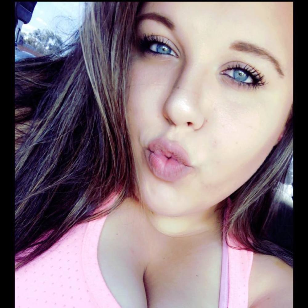 Meet your Posher, Mckayla